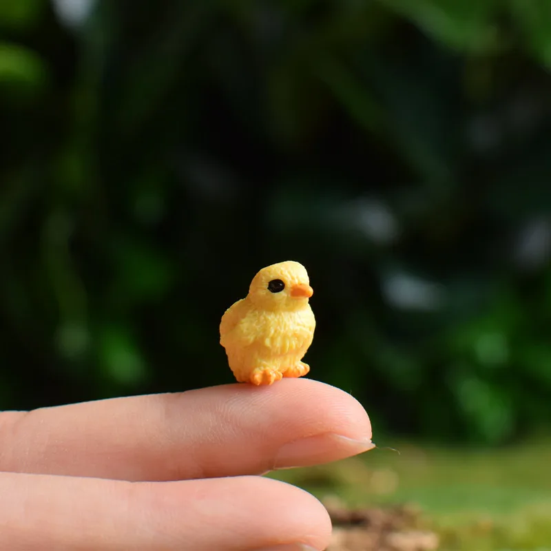 Small Farm Animal Chick Model Cute Little Yellow Chicken Fairy Garden Miniatures Bonsai Decoration Action Figure Figurines Toys