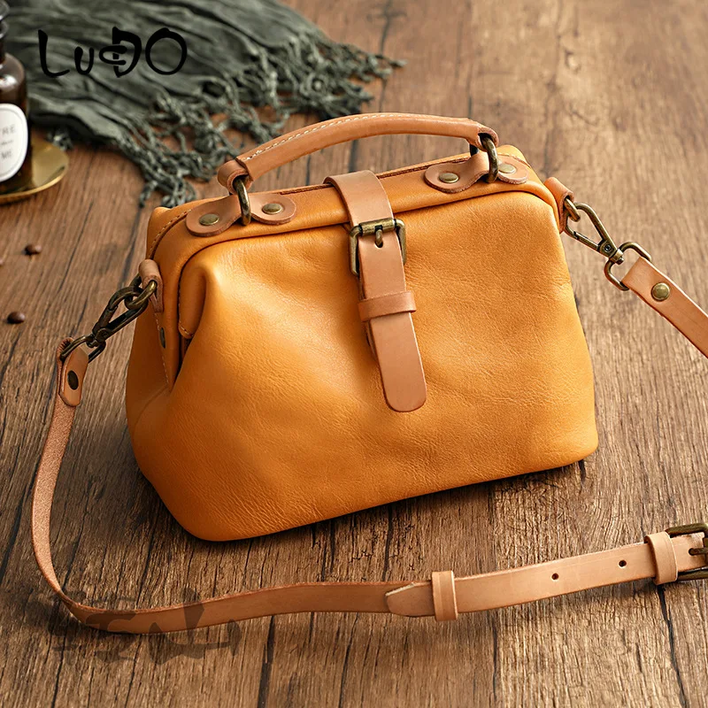 Handmade Genuine Leather Women Handbags Vintage Real Leather Doctor Bag Simple Retro Female Shoulder Messenger Bag New Original