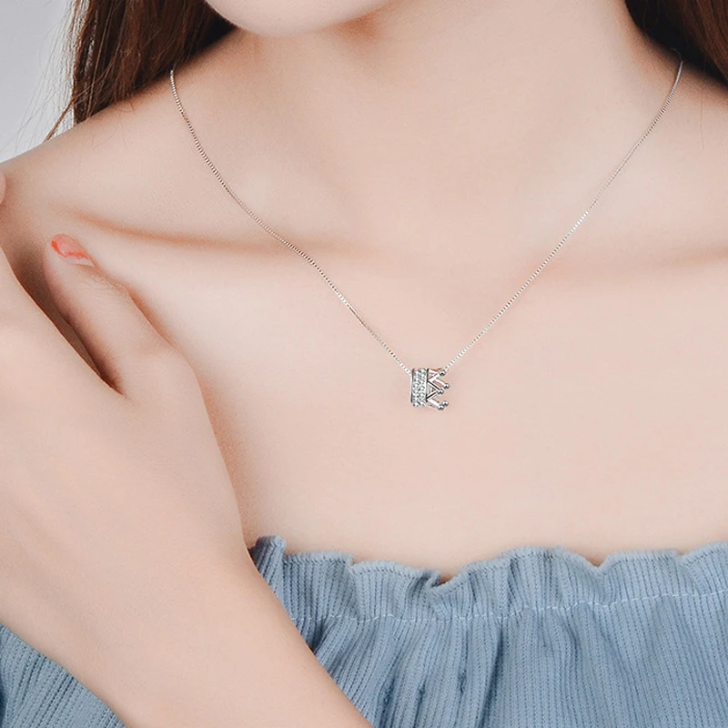 New Fashion 925 Sterling Silver Rotatable Crown Round CZ Pendant Necklace Rhinestone Charm Clavicle Necklaces Women Jewelry Gift