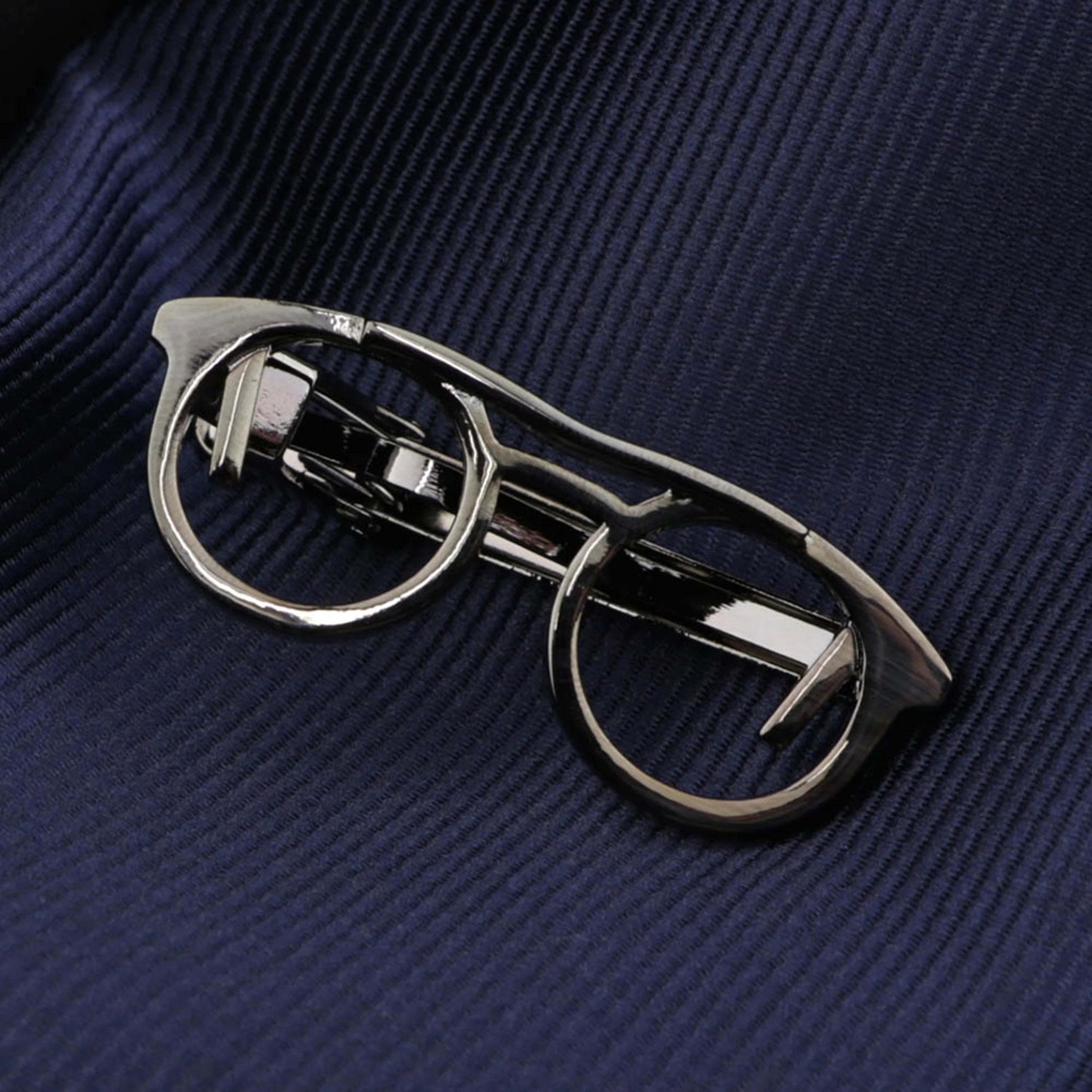 High Quality Tie Clips Men's Daily Accessories Chrome Stainless Glasses Pen Key Car Guitar Shape Business Corbata Arrow Clasp