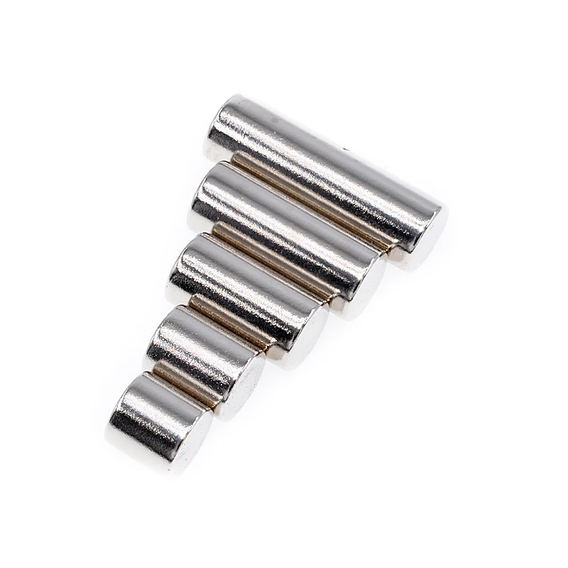 50pcs N52 Axial Mini Pequeno Rodada Micro Ímãs 3x0.5 3x0.8 3x1 3x2 3x2.5 3x3 3x4 3x5 3x6 3x8 3x10 3x15 2x2 Dia.0.5mm