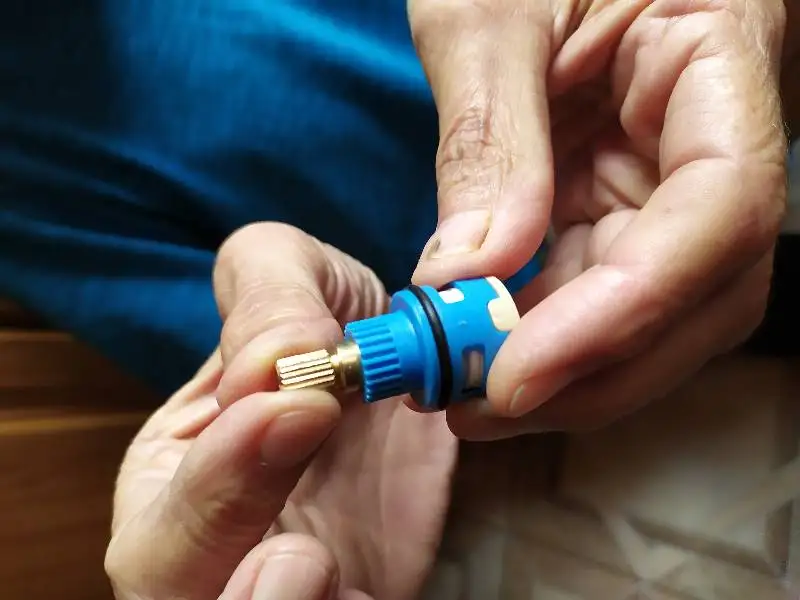 Water Separator Valve Core Bathroom Shower Accessories Shower Mixer Faucet Three-Speed Switching Regulator Ceramic Switch