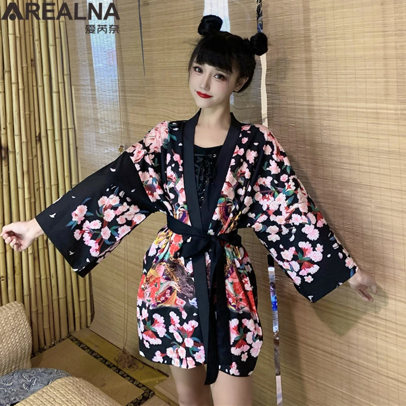 

Kimono Women Cardigan Japanese Style Coaplay Yukata Harajuku Beach Kimono Sexy Anime Clothes Summer Sun Protection blouse Shirt