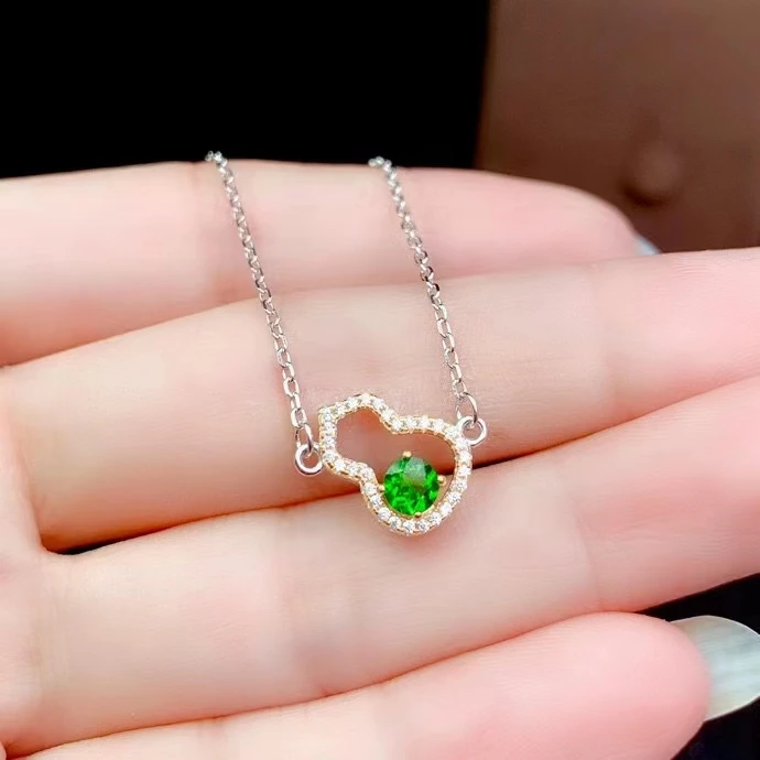 

KJJEAXCMY fine jewelry 925 sterling silver inlaid Natural Diopside Women's popular lovely gourd gem pendant necklace support det