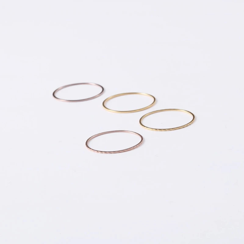Anillo fino de acero y titanio para parejas, color plateado, Simple, a la moda, Color oro rosa, para mujeres y hombres, regalos para hombres