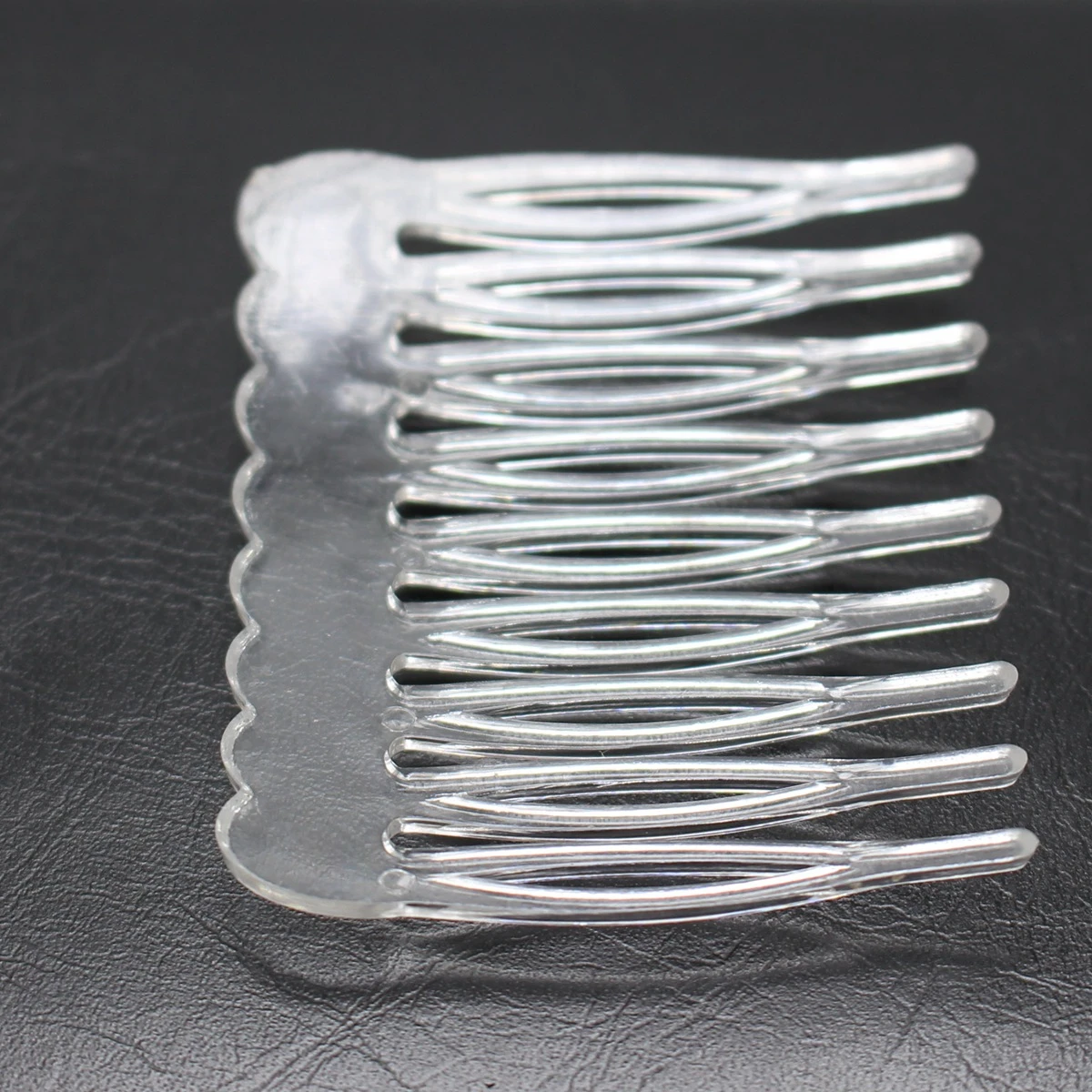 50 Clear Plastic Smooth Hair Clips Side Combs Pin Magic Grip Hair Pins 46X38mm Free Shipping High quality in EU and US quality