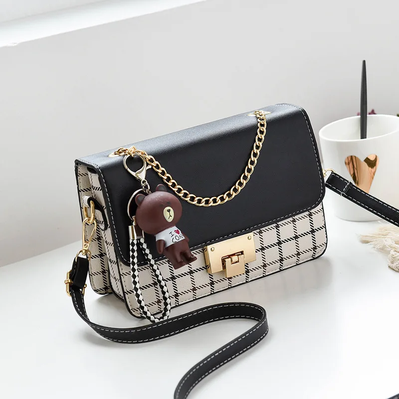 Small bag female 2021 new trendy female bag Korean version of fresh and small fragrance fashion one-shoulder messenger