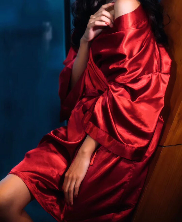Satin Robe Female Intimate Lingerie Sleepwear Silky Bridal Wedding Gift Casual Kimono Bathrobe Gown Nightgown Sexy Nightwear