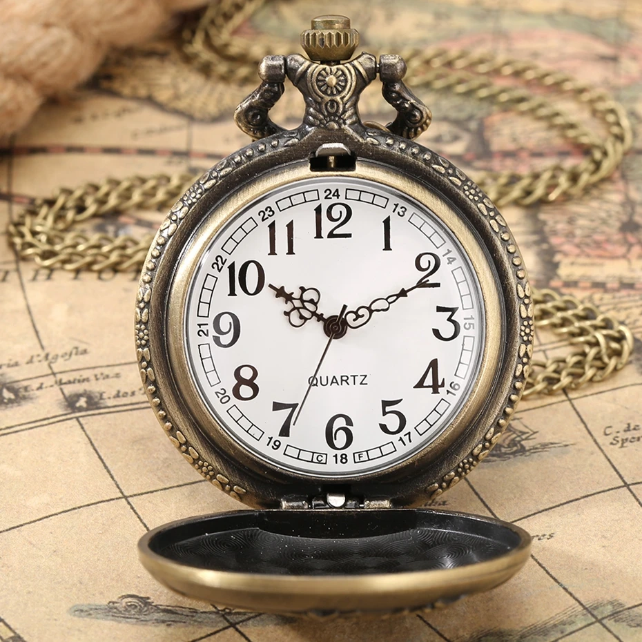 Bronze Retro Carved Elk Deer Quartz Pocket Watch Necklace Pendant Chain Clock Simple Round Dial 2021 New Arrivals Souvenir Gifts