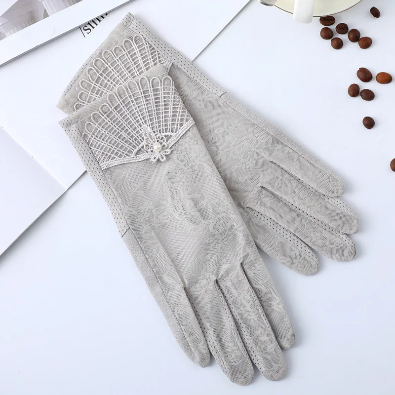 Summer Women Sunscreen Touch Screen Anti-UV Ice Silk Gloves Thin Breathable Non-slip Short Female Elegant Jacquard Drive Gloves