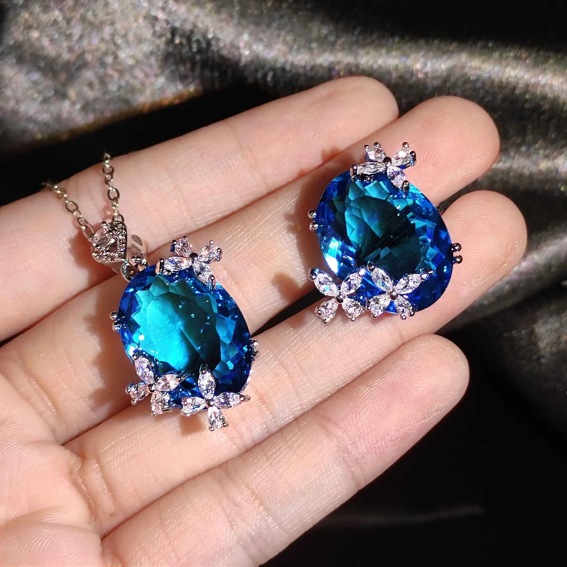 2pcs Charm Silver Color Jewelry Sets Blue Crystal Sapphires Imitation Butterfly Pendant Necklace Ring Women Fashion Party Gift