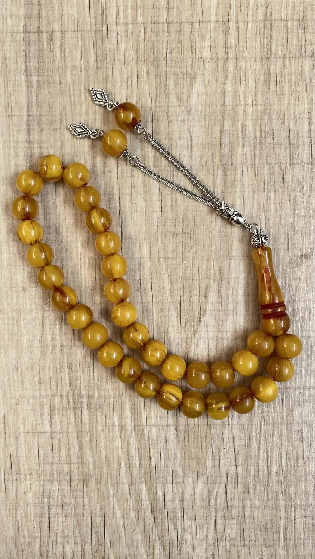 Hand Work Lathe Tortoiseshell Baga Press Powder Amber Prayer Beads Sphere Round Cut Yellow Color Metal Tassels