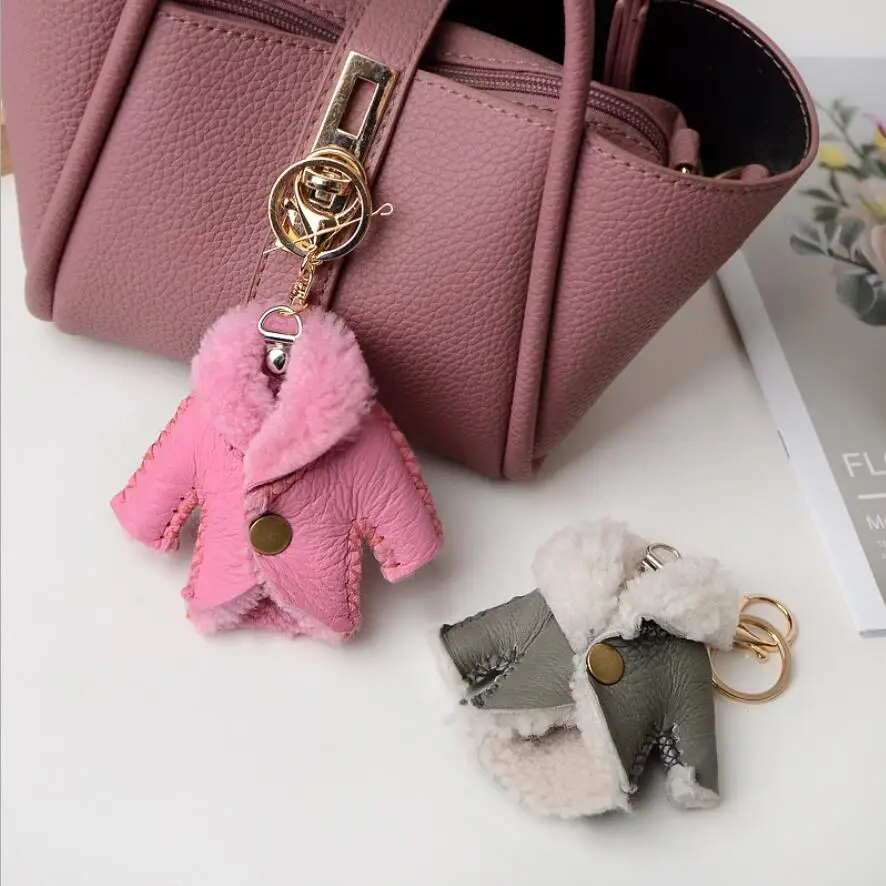 Luxury Real Shearling Lamb Fur Keychain Fashion Lover's Bag Purse Charm Fluffy Jacket Coat shape Key Ring