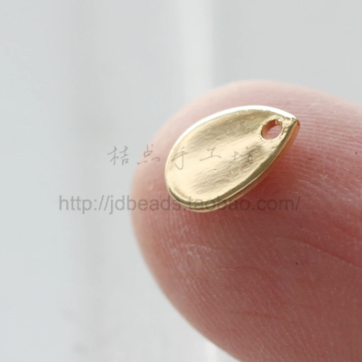 Solid Brass Pear Shape Charm-Tear Drop 8x5.5mm (1835C)