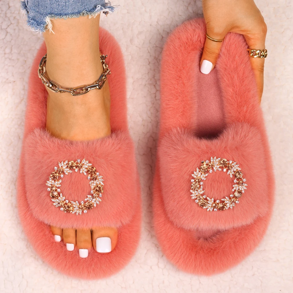 Faux Fur Slippers Rhinestone Crystal Wreath Decor Slides Flats Sandals Fuzzy Platform Flip Flops Home Custom DIY Shoes for Women