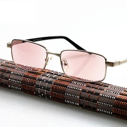 Photochromic Sunglasses Men Women Glass Lens Chameleon Sun Glasses Transition Sunglasses Clear Change to Brown Gray Eyeglasses