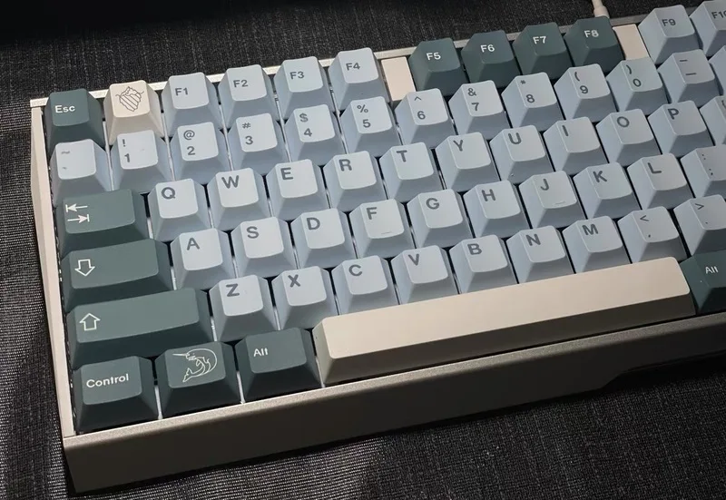 

GMK Ice Berg Clone 145 Keycaps PBT Dye Subbed Cherry Profile Keycap For MX Switch Mechanical Keyboard GH60 GK61 GK64