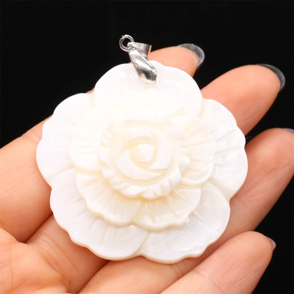 Natural Abalone Shell Pendant Flower shape Mother of Pearl Exquisite charms For jewelry making DIY Necklace accessories