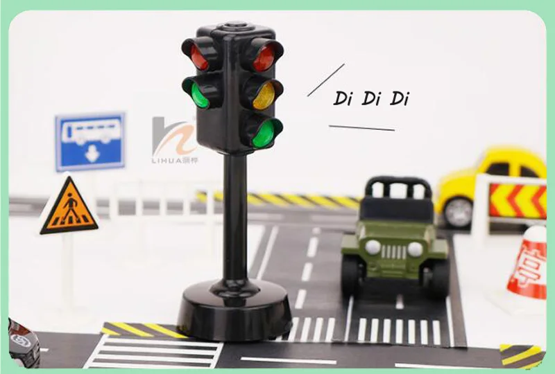 Wooden Track Train Railway Set Accessories Traffic Light Scene Rail Transit Fit For Wood Magnetic Track Train Educational Toys