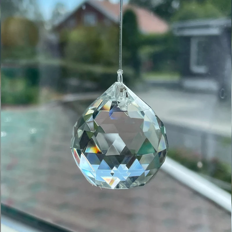 Bola de Cristal Transparente Prisma Sun Catcher Arco-íris Pingente Fabricante Prisma de Cristal Pendurado Pingente Prisma de Grânulo de Iluminação 30 mm