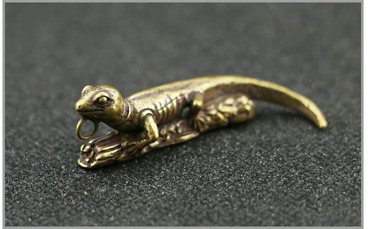 antique Handmade Pure Brass lizard craft  DIY desktop ornament car key pendant Miniature portable Fitting Keychain Pendant a4117