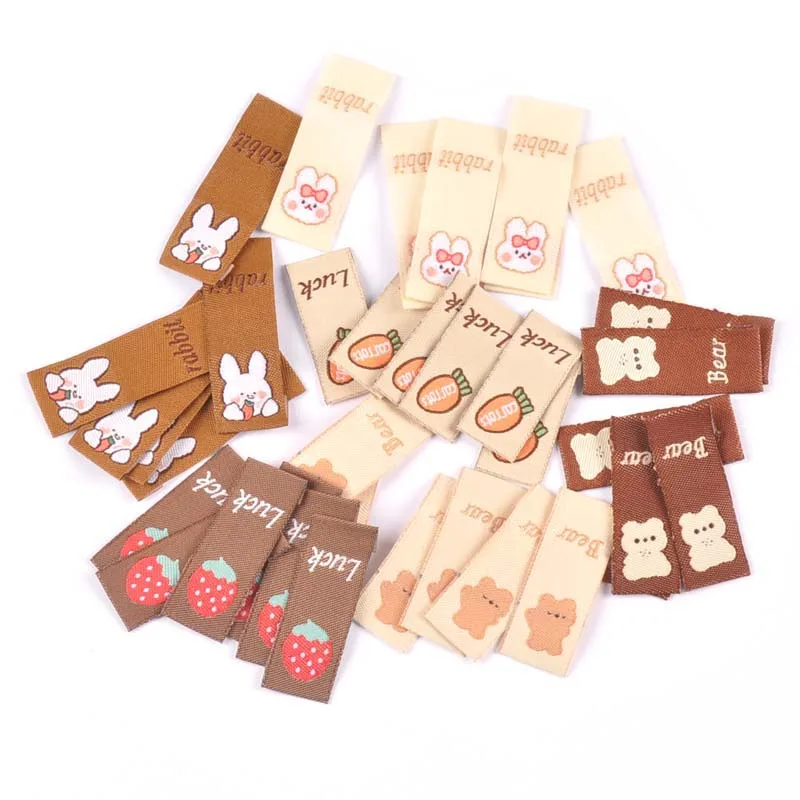 50Pcs Brown Cartoon Rabbit/Carrot Embroidery Labels For Sewing Accessories Care Bags Clothes Handmade Crafts Washable Tag c2890