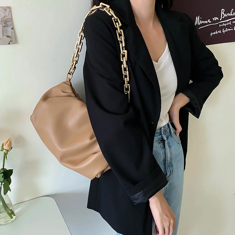 Solid Color Clutch Cloud Bag Thick Gold Chain Shoulder Bags For Women Designer Purses Handbags Soft Leather Crossbody Hobos Bag