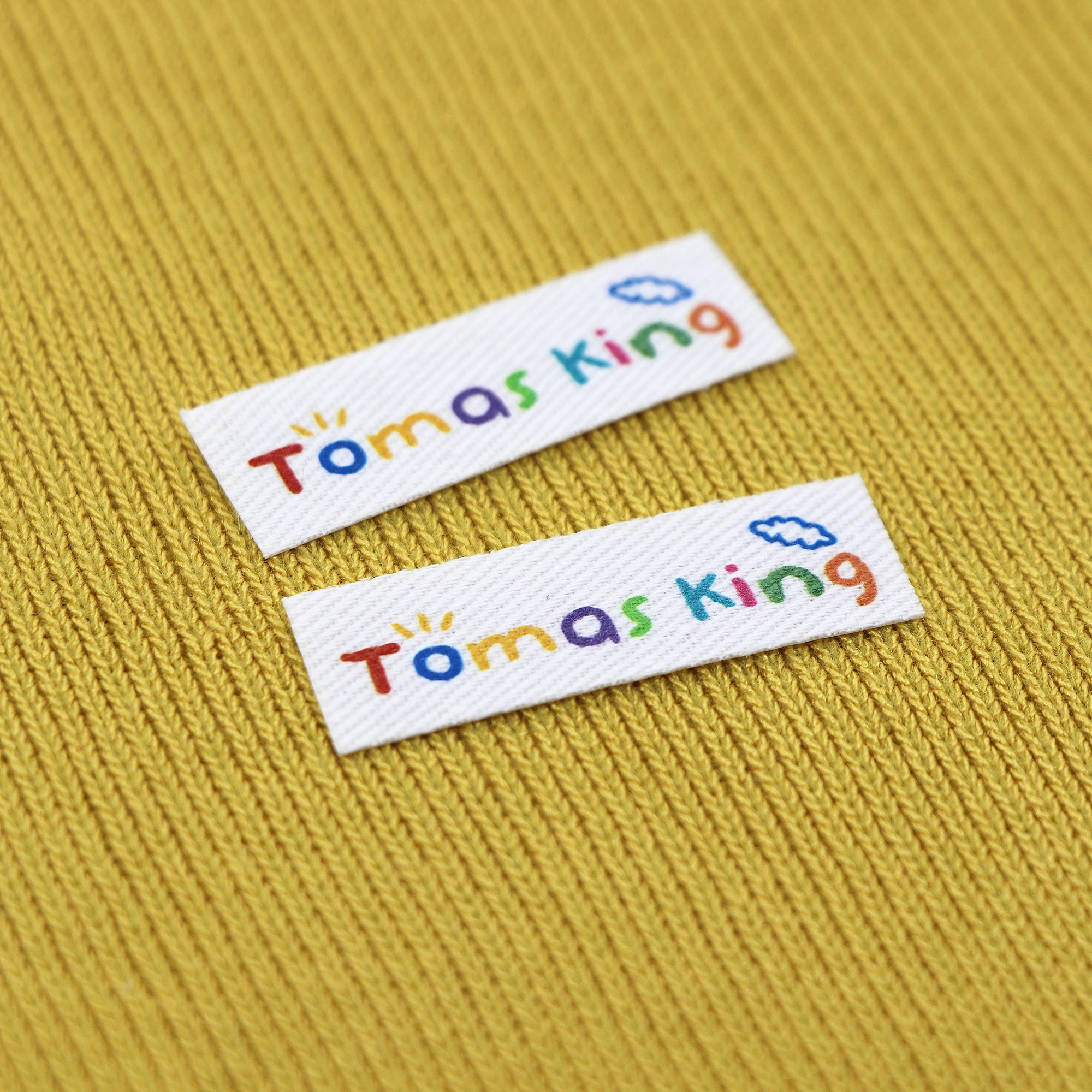 Custom Ironing Labels, Cartoon labels, children\'s clothing,  personalized name tags for children, iron on (YT010)