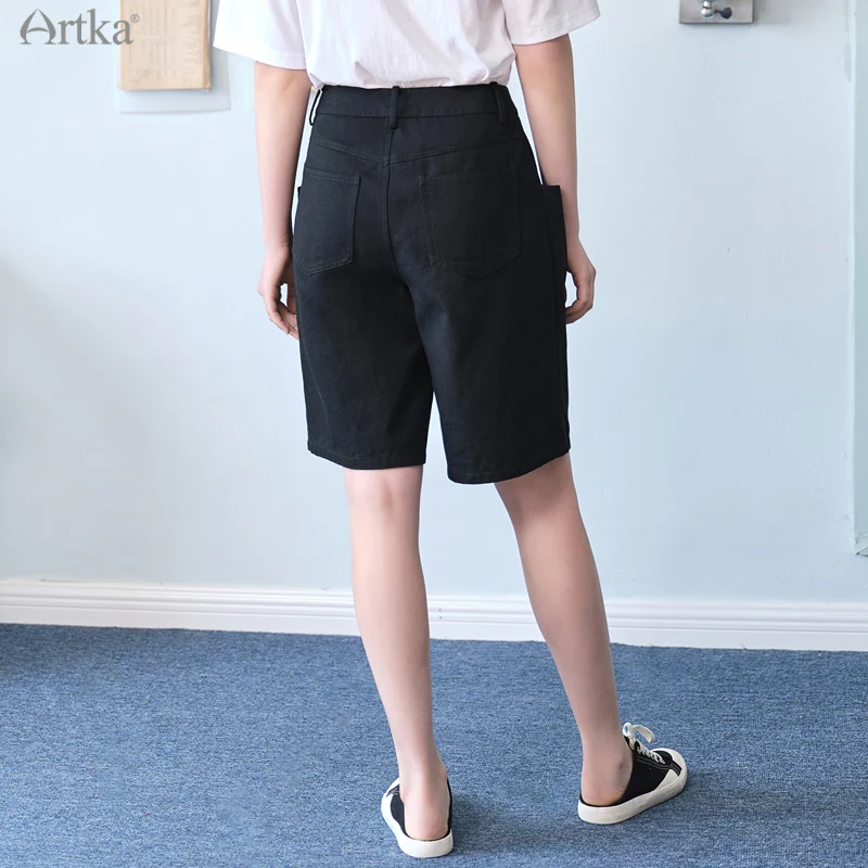 ARTKA 2021 Summer New Women Shorts Fashion Casual High Waist Straight Shorts Loose Wide Leg Black Shorts With Pockets KA21012X