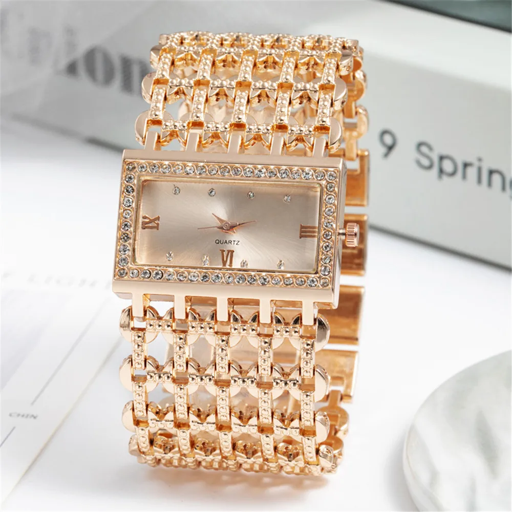 Luxury Fashion Women Watches Shining Dial Design Qualities Ladies Quartz Wristwatches Diamond Square Female Alloy bracelet Clock