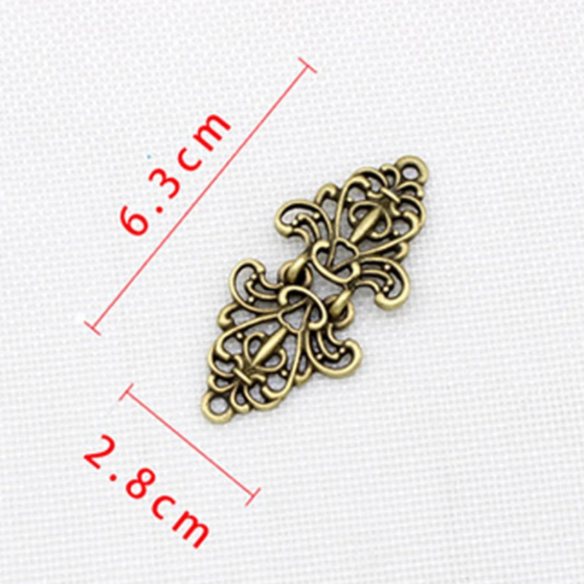 Women\'s Brooches Buckle Simple Sweater Cardigan Pins Party Clothing Zircon Jewelry For Women Elegant Christmas Goods