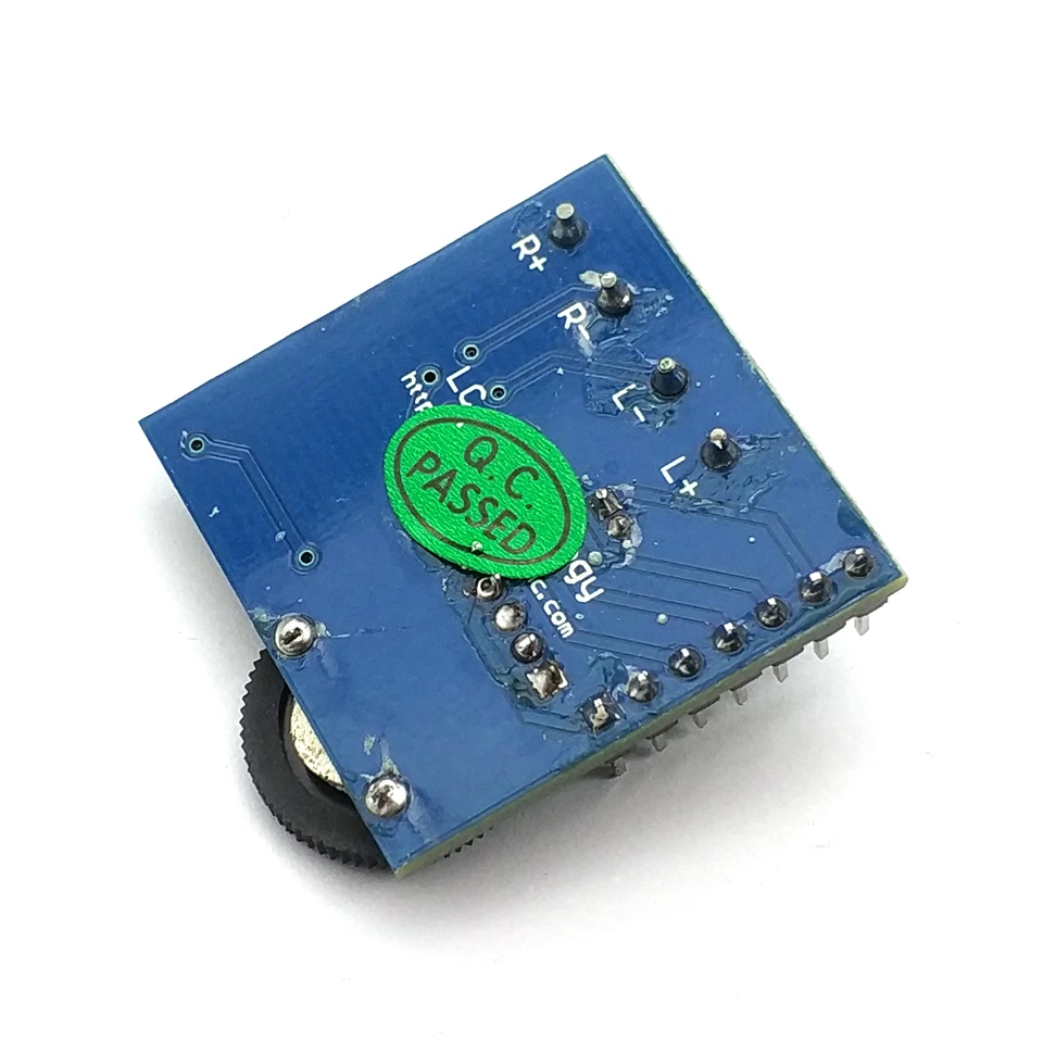 وحدة مضخم طاقة صغيرة مزدوجة المسار ، باإم 8403 ، ضبط مستوى الصوت