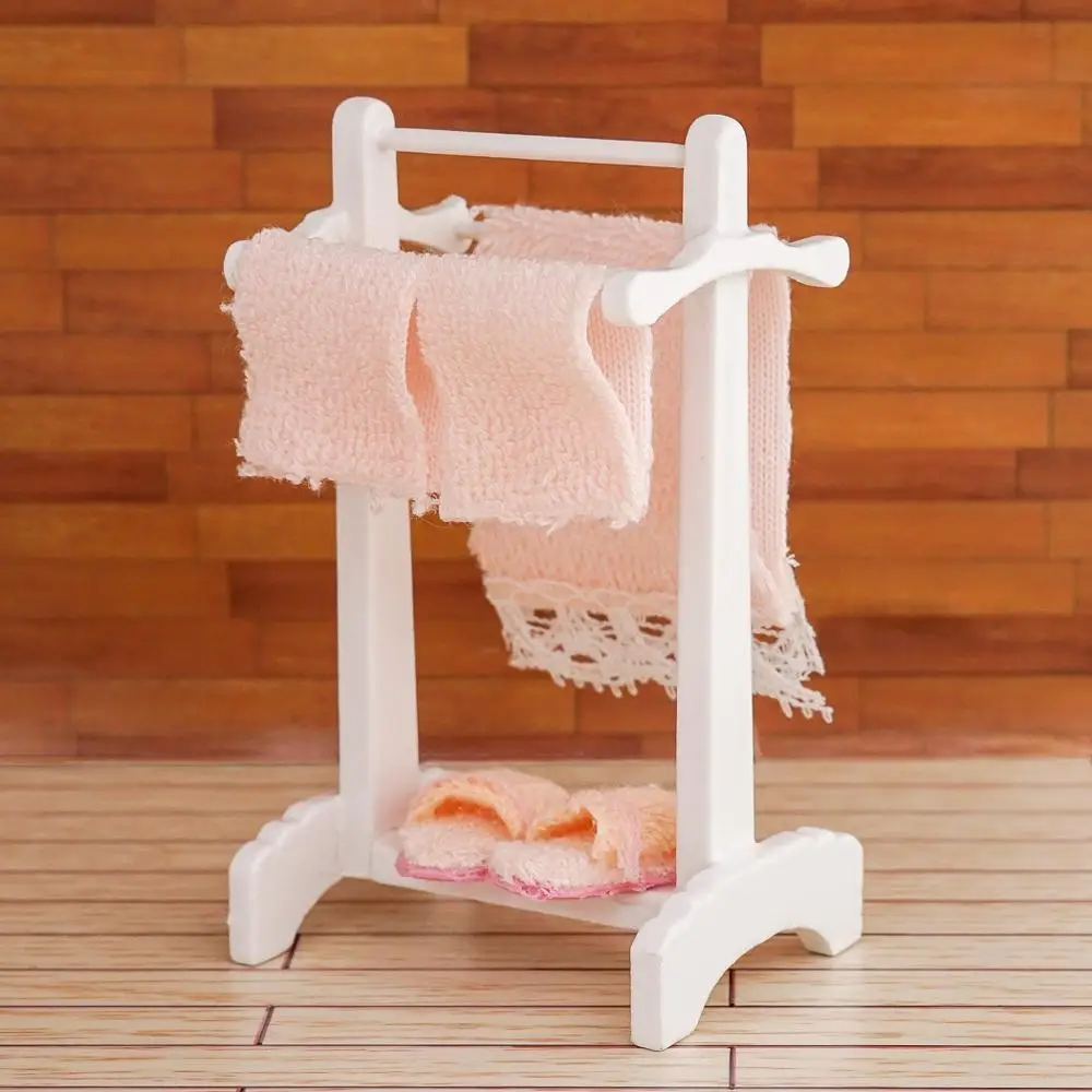 Odoria 1:12 Miniature Rug and Stand with Towel Slippers Bathroom Room Bedroom Home Set Dollhouse Accessories Doll House Decor