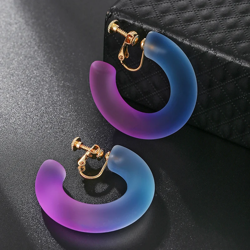 New Korean Colorful Gradient Geometric C-shaped Hoop Clip on Earrings Exaggerated Acrylic Non Pierced Earrings for Women Jewelry