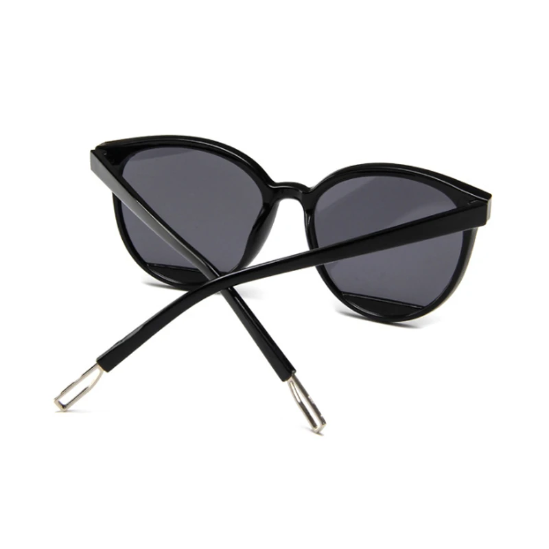 New Retro Sexy Mirror Sunglasses Woman Brand Designer Luxury Vintage Cat Eye Black Sun Glasses Female Ladies UV400 Oculos