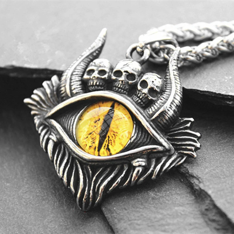 Domineering Men's Retro Evil Eye Demon Skull Head Horn Pendant Necklace