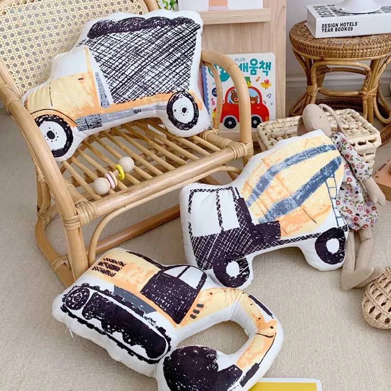 

25cm Lovely Car Plush Toy Cartoon Excavator Plush Toy Children 's Toys,Sofa Pillow Cushions Sleepping Toys