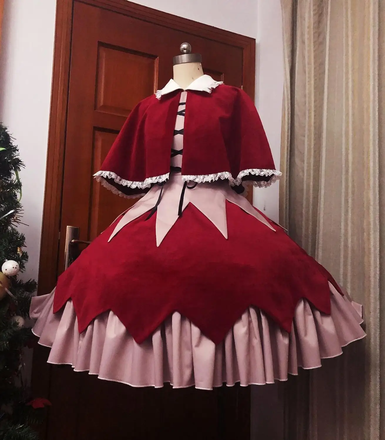 

Biscuit Krueger Cosplay Costume red and pink dress for Halloween Christmas for Men Women party costume