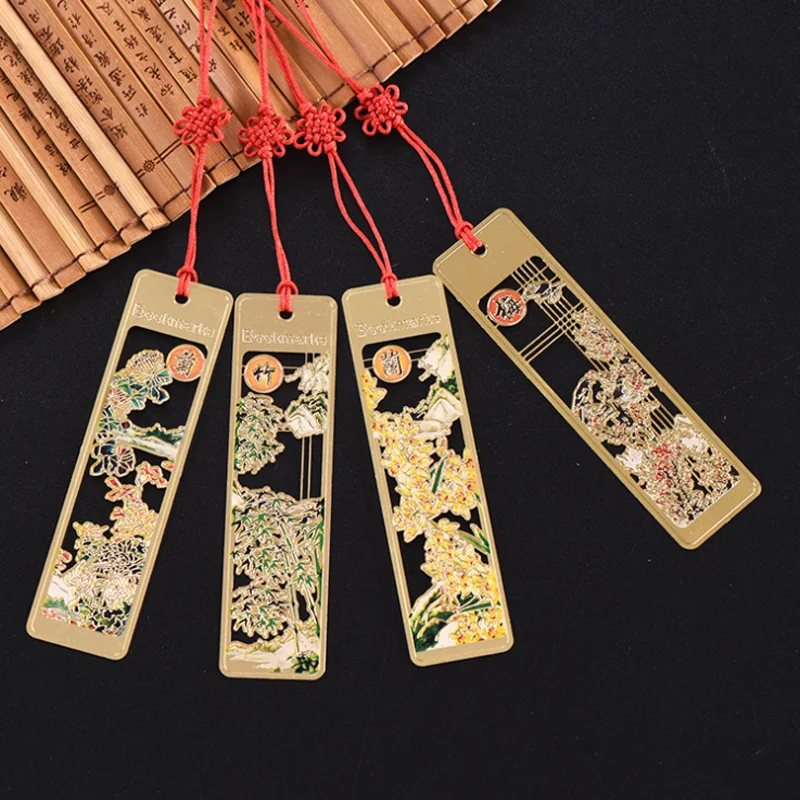 

1pc Plum Orchid Bamboo Chrysanthemum Bookmark Cute Pendant Metal Pattern Book Mark Page Folder Office School Supplies Stationery