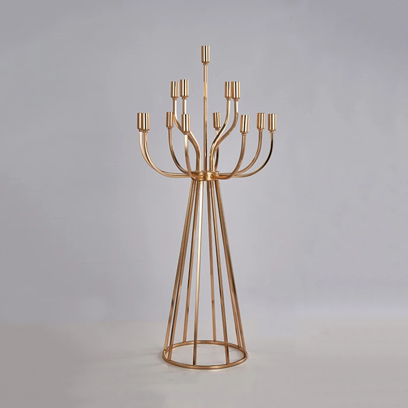 

4 PCS Metal Candelabra Luxury Candle Holders Stands Wedding Table Centerpieces Road Lead For Home Party Decoration