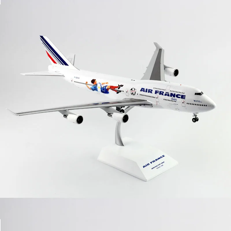 

1:200 Scale France Airways B747-400 Airlines Model with Base Alloy Aircraft For Collectible Souvenir Show Gift Toys