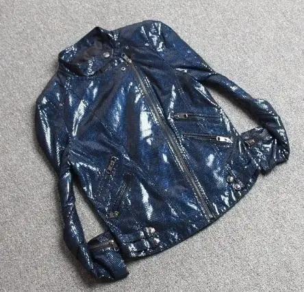 Chaqueta de cuero genuino para mujer, chaqueta motora de piel con relieve, abrigo Delgado corto, venta, 2020