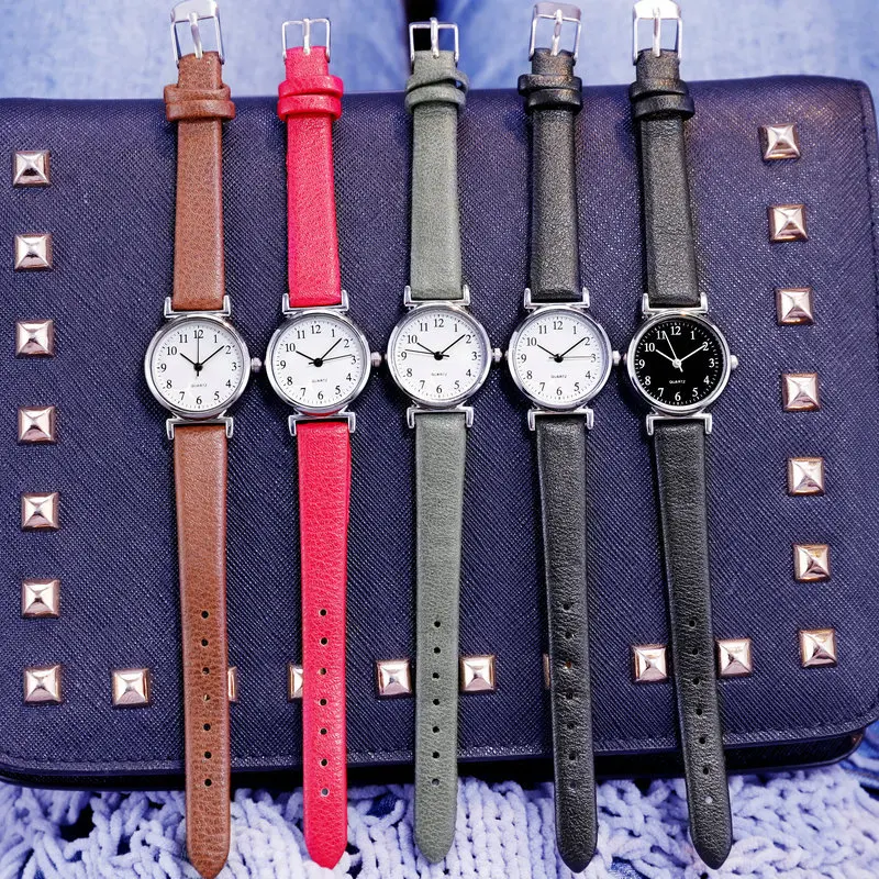 

Vintage Leather Strap Band Women Small Watches Designer Pointer Simple Number Dial Ladies Quartz Analog Clock Wristwatches