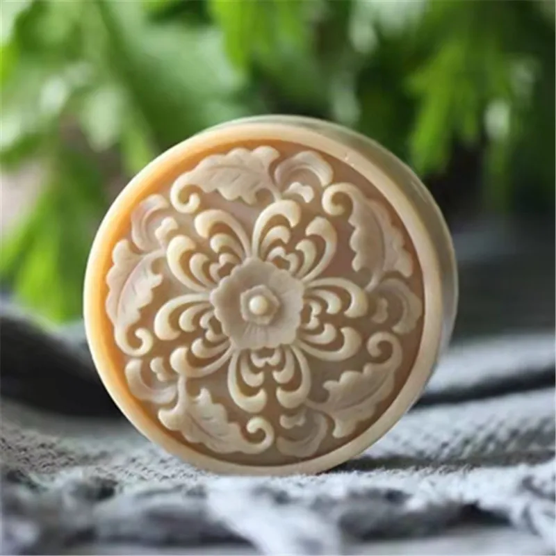 Classical Natural Soap Mold Mould Round Silicone Mold for Handmade Soap Scented Candle Wax Melt Molds