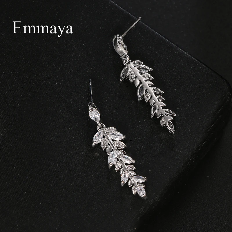 Emmaya Fashion Statement Vivid Leaves Shape Earring For Women&Girls Charming Cubic Zircon Jewelry Banquet Noble Decoration