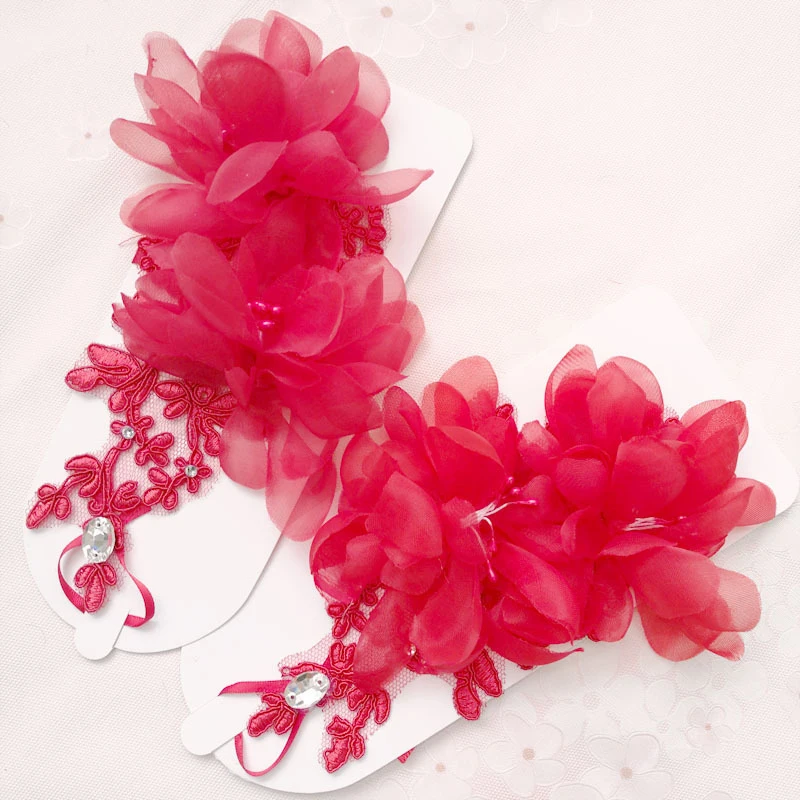 2019 Fashion Beauty Flower Girl Red White 20*8cm Fingerless Wedding Gloves Lace Beaded For Bridal Wedding Accessories