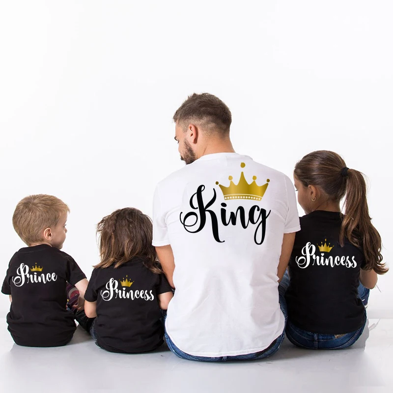 Family matching clothes T shirt KING QUEEN PRINCESS PRINCE Letter Mother Father Daughter Son Kid Family look Mommy and Me Tshirt