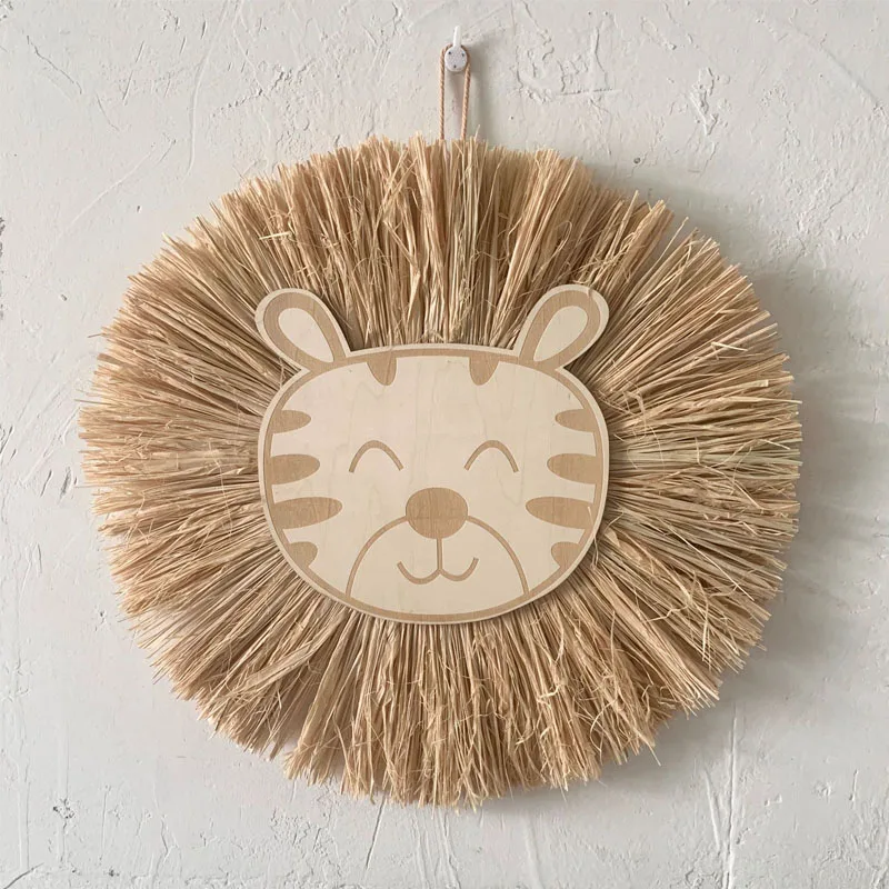 Nordic Nursery Decor Handmade Wood Straw Woven Cartoon Lion Decoration Wall Hanging Ornament for Children\'s Room Decoration