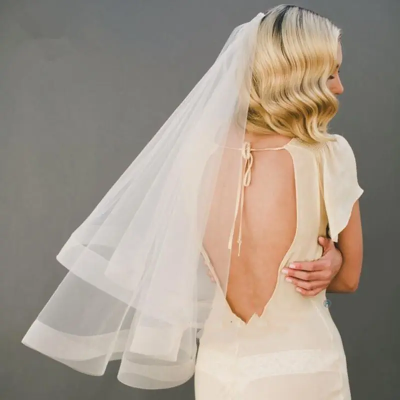 Nieuwe Collectie Twee Lagen Bruiloft Sluier Met Kam Lint Rand Ivoor Bridal Veils Goedkope Bruid Bruiloft Accessoires Mariage