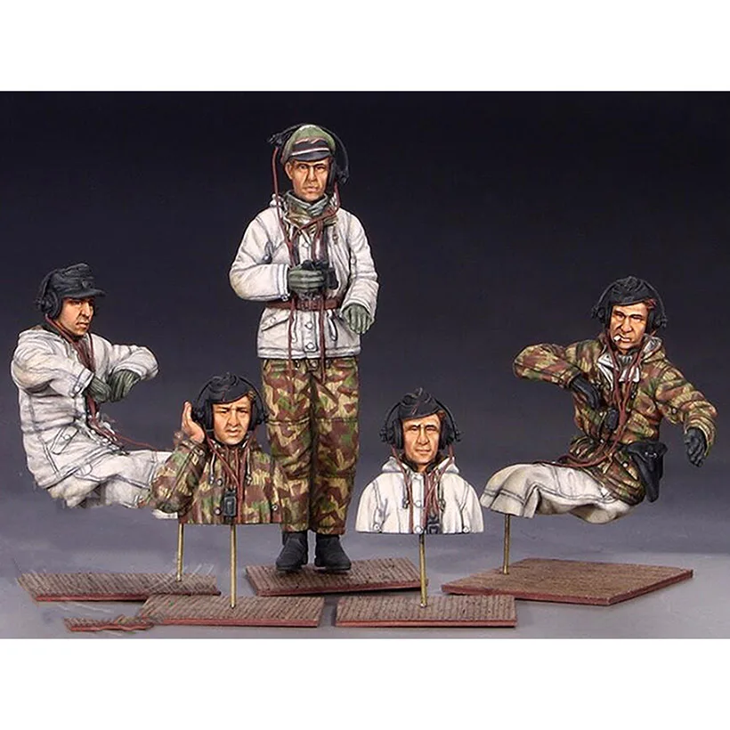 Resin Figure 1/35 modern crew include 5 (NO TANK )  Model Unassambled Unpainted  Figure Building Kit